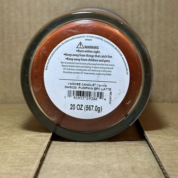 Yankee Candle 20oz Two-Wick Cafe Collection - Pumpkin Spice Latte - Picture 2 of 2
